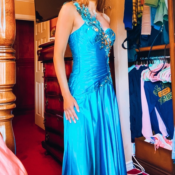 (NWOT) TONY BOWLS - Picture 4 of 12